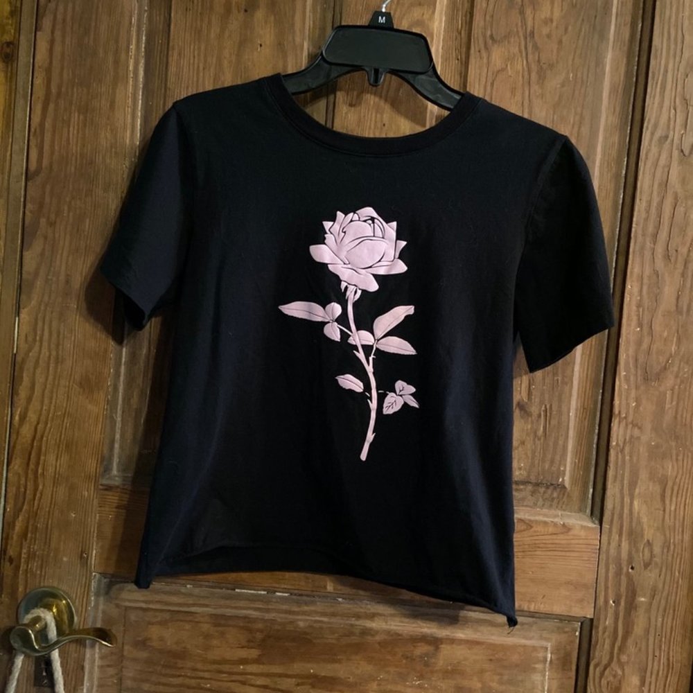 Black Tee with Pink Rose | Size Small